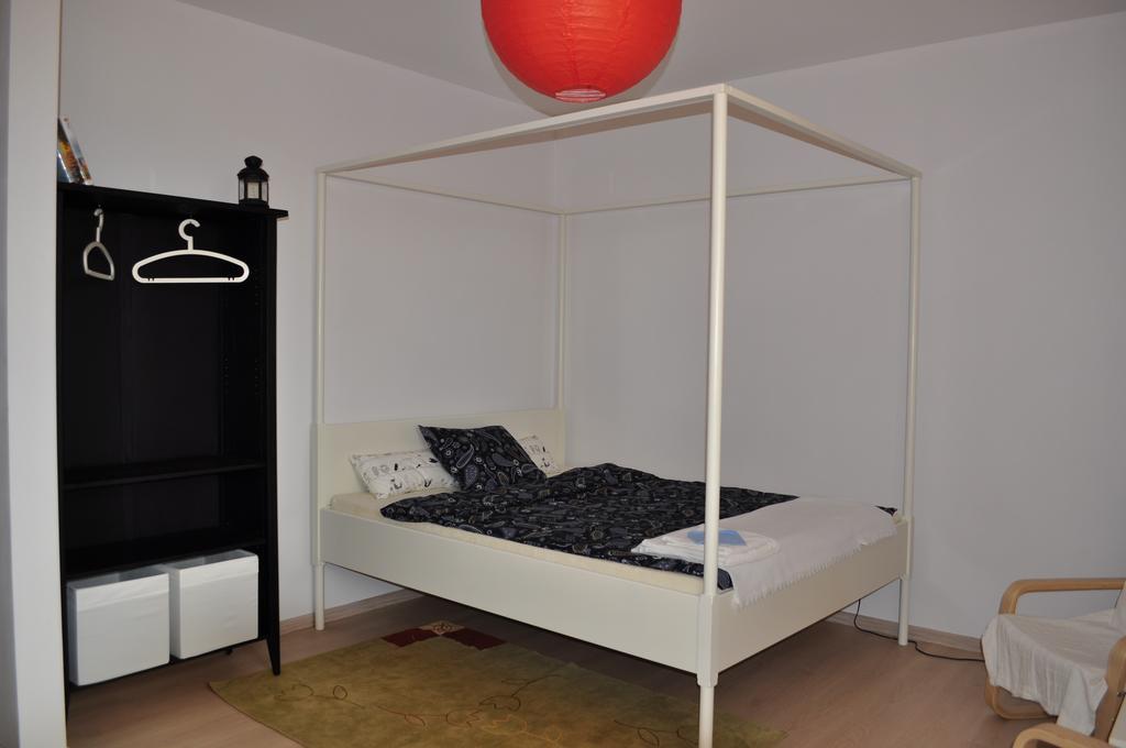 Apartament Scorpion Modlin Czosnów Exteriör bild