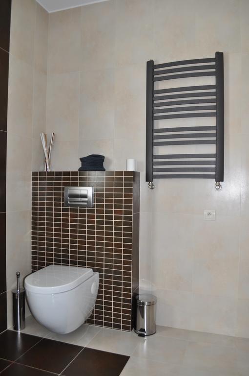 Apartament Scorpion Modlin Czosnów Exteriör bild